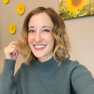 Meet your Posher, Kristen!